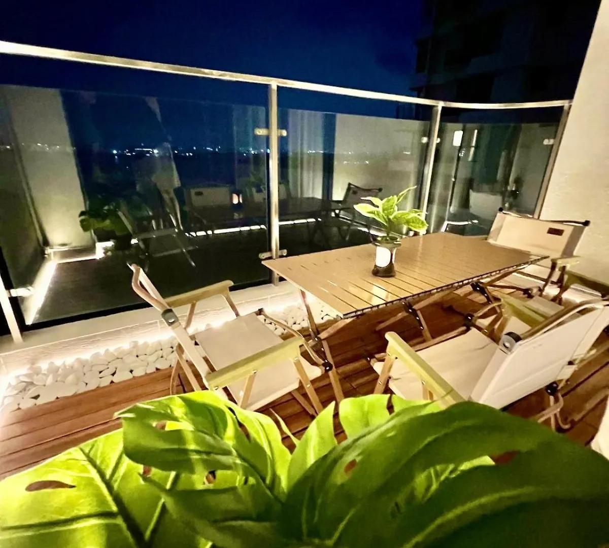 High Floor With Atmosphere And Sea View, Can Accommodate 5-6 People Johor Bahru